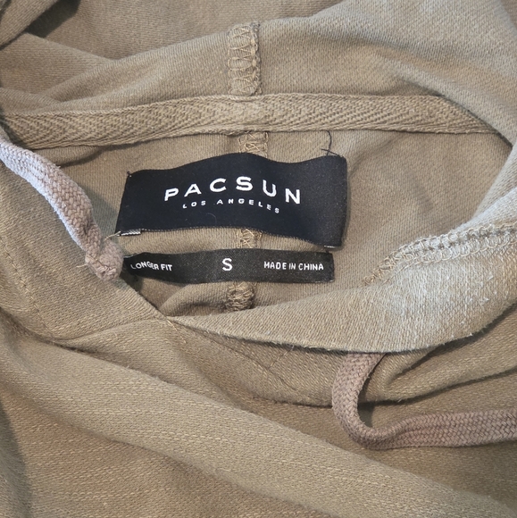 3/16 PacSun Short Sleeve Hoodie - Picture 3 of 3